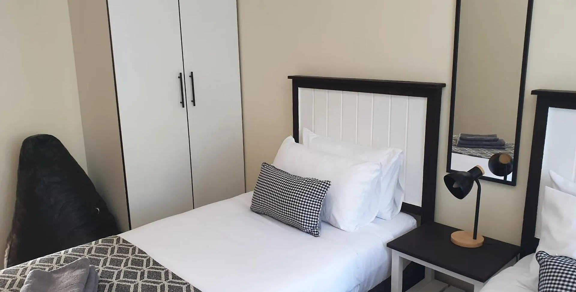 Holiday home Protea-Sabr Villa Sir Lowry Pass